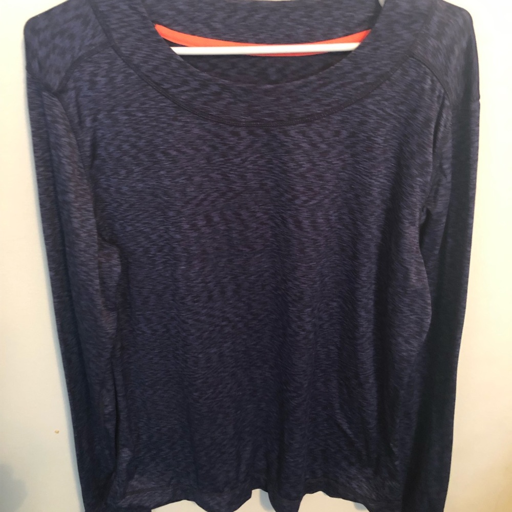 Navy blue cuddle dud top